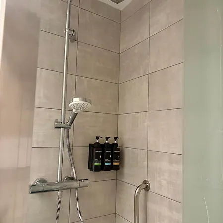 Апартаменты The Cypress House - Historical Center With Ac Варенна