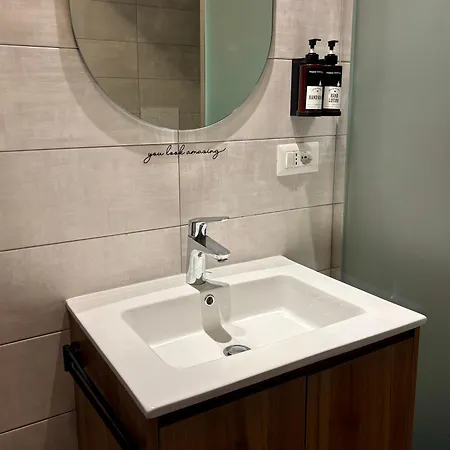 The Cypress House - Historical Center With Ac アパート ヴァレンナ