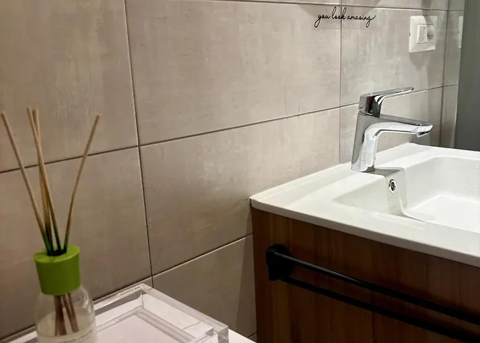 The Cypress House - Historical Center With Ac Varenna